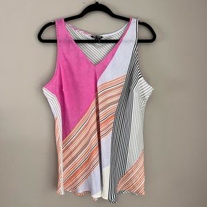 ‼️BOGO SALE‼️NIC+ZOE Patterned Sleeveless Blouse